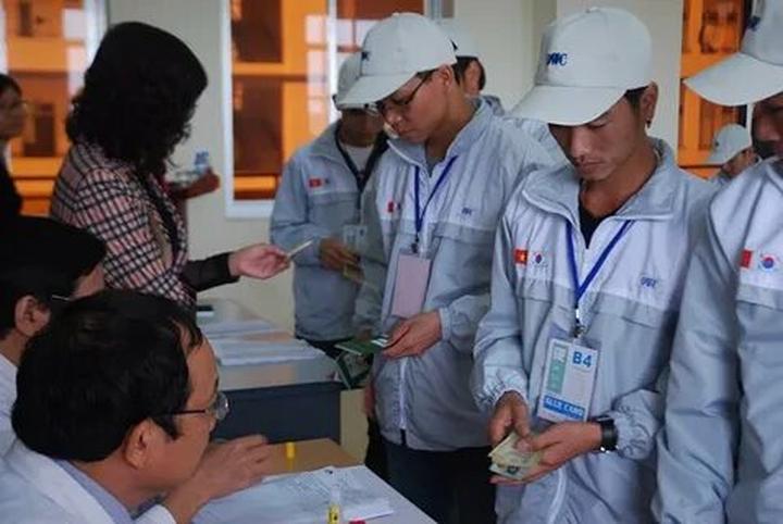 Xu hướng 1 người vừa mua Labubu giá: Hotspot Matrix tiết lộ bí quyết video viral